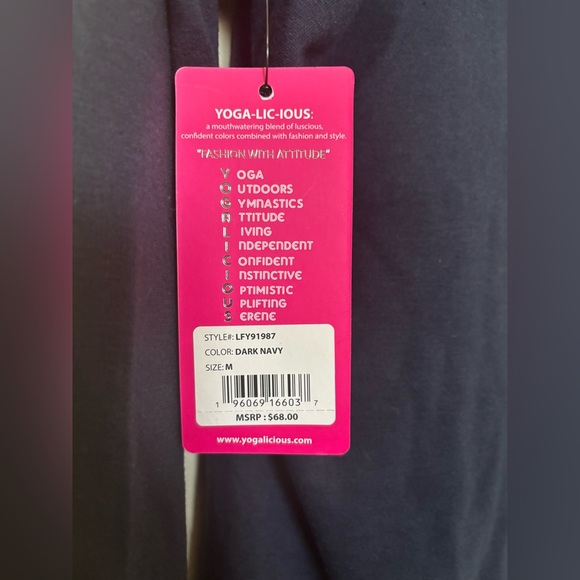 NWT- Yogalicious Dark Navy Sweathsirt. Size Medium. High neck - Picture 4 of 7